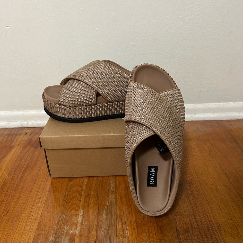 NEW ROAM CROSS STACK RAFFIA PLATFORM SANDALS NATURAL Size 12 - Picture 2 of 10
